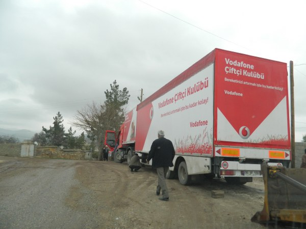 Vodafone Çiftçi Kulübü Tırı 